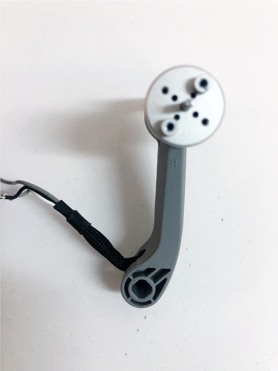 Левый передний луч B в сборе для квадрокоптера Hubsan Ace Pro