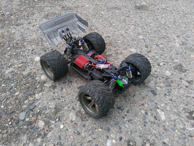 Обзор Remo Hobby Dingo 4WD RTR Обзор Remo Hobby Dingo 4WD RTR