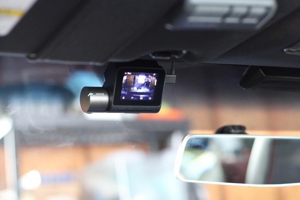 Видеорегистратор Xiaomi 70Mai Smart Dash Cam Pro