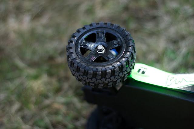 Обзор Remo Hobby Dingo 4WD RTR Обзор Remo Hobby Dingo 4WD RTR