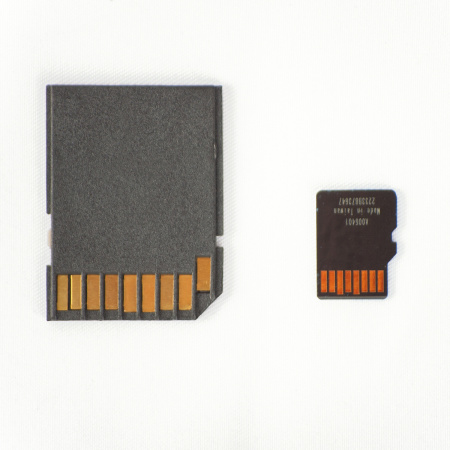 Карта памяти DGmedia Micro SDXC 64Gb 10/U class